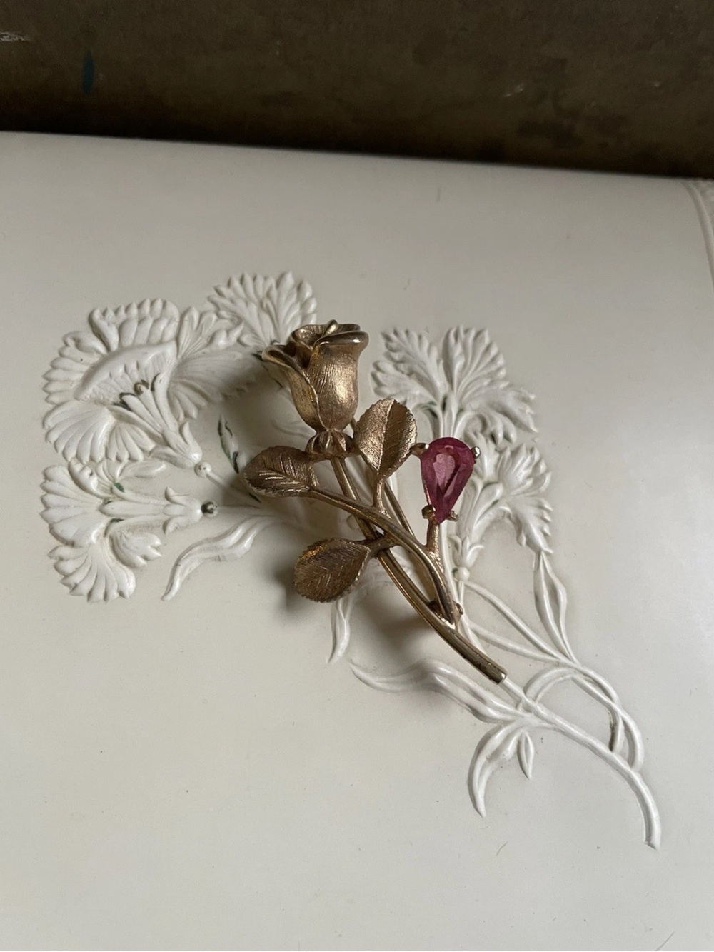 Vintage Avon Gold Rose Brooch